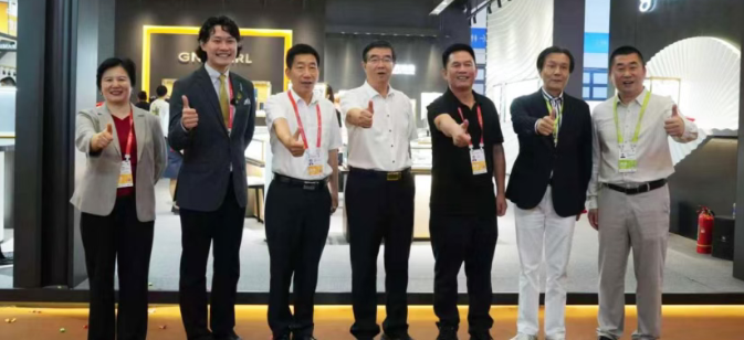 京润珍珠亮相第六届消博会 全产业链矩阵绽放珍珠产业新活力